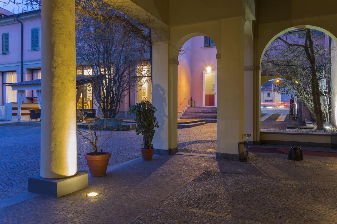 Hotel Ponte Di Rialto Crema Exterior photo